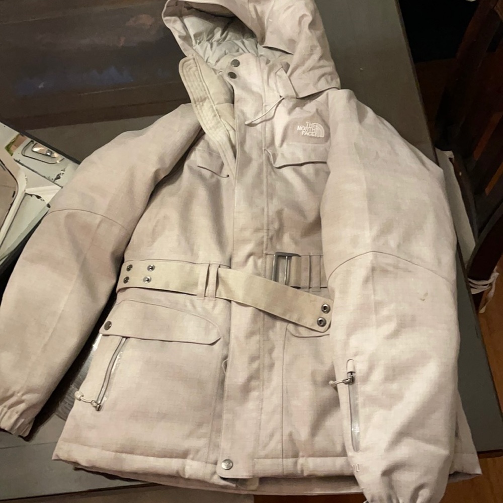 Goose down ski jacket with removeable hood